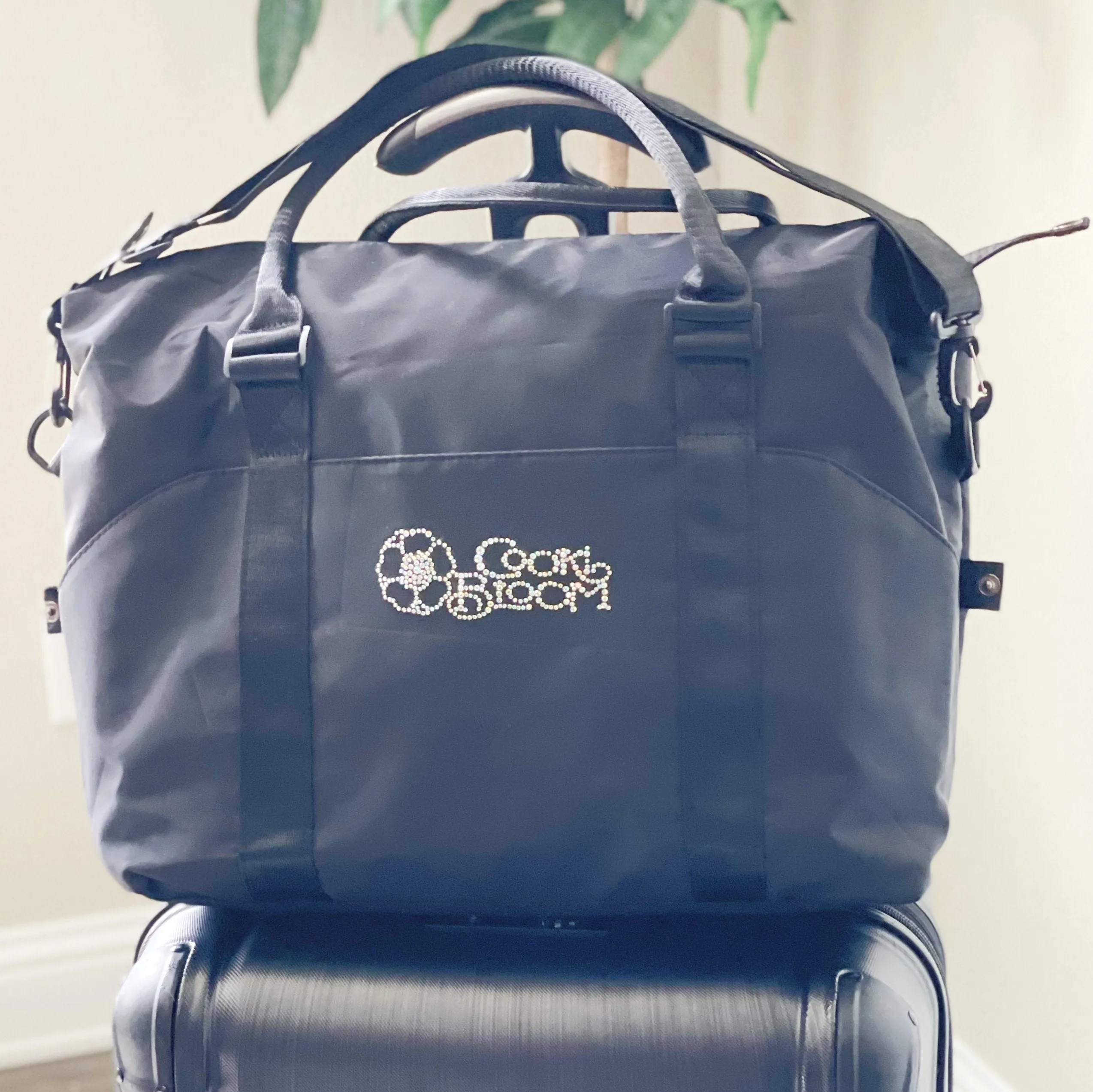 Cooki Bloom Black Logo Travel Bag