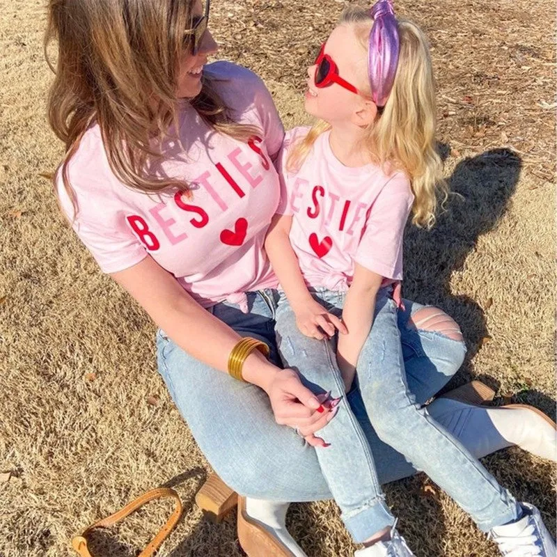 Letter Print  Round Neck Pink T-shirts for Mom and Me