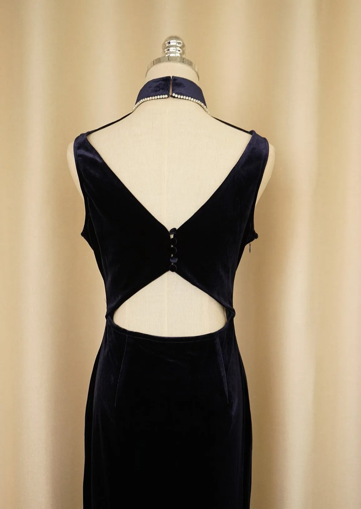 Lobelia Open Back Velvet Qipao