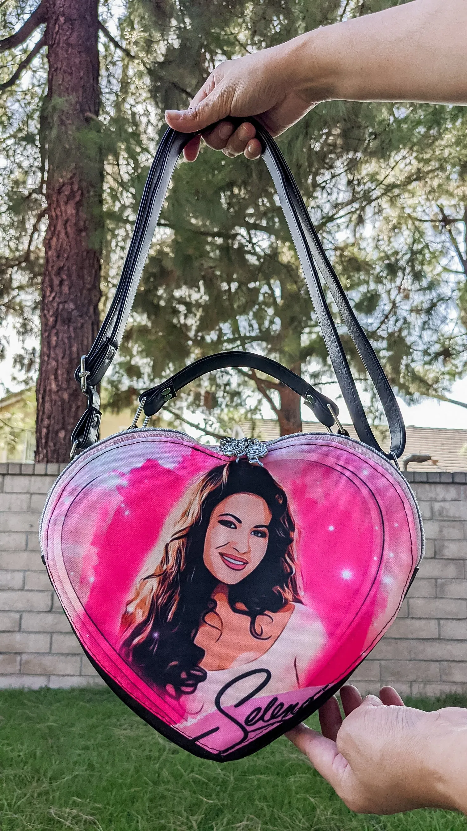 Selena Pink Mini Heart Bag